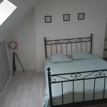 Duplex Agreable Et Calme شقة Château-Thierry